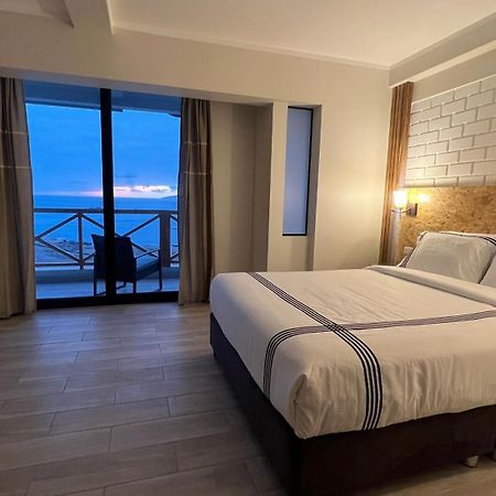 Hotel Aloha Chala Bagian luar foto