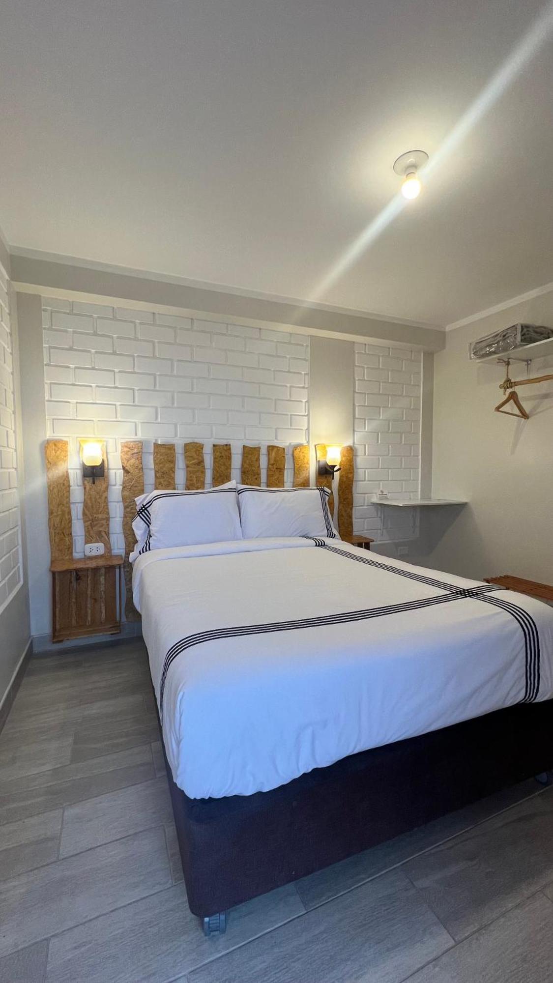 Hotel Aloha Chala Bagian luar foto
