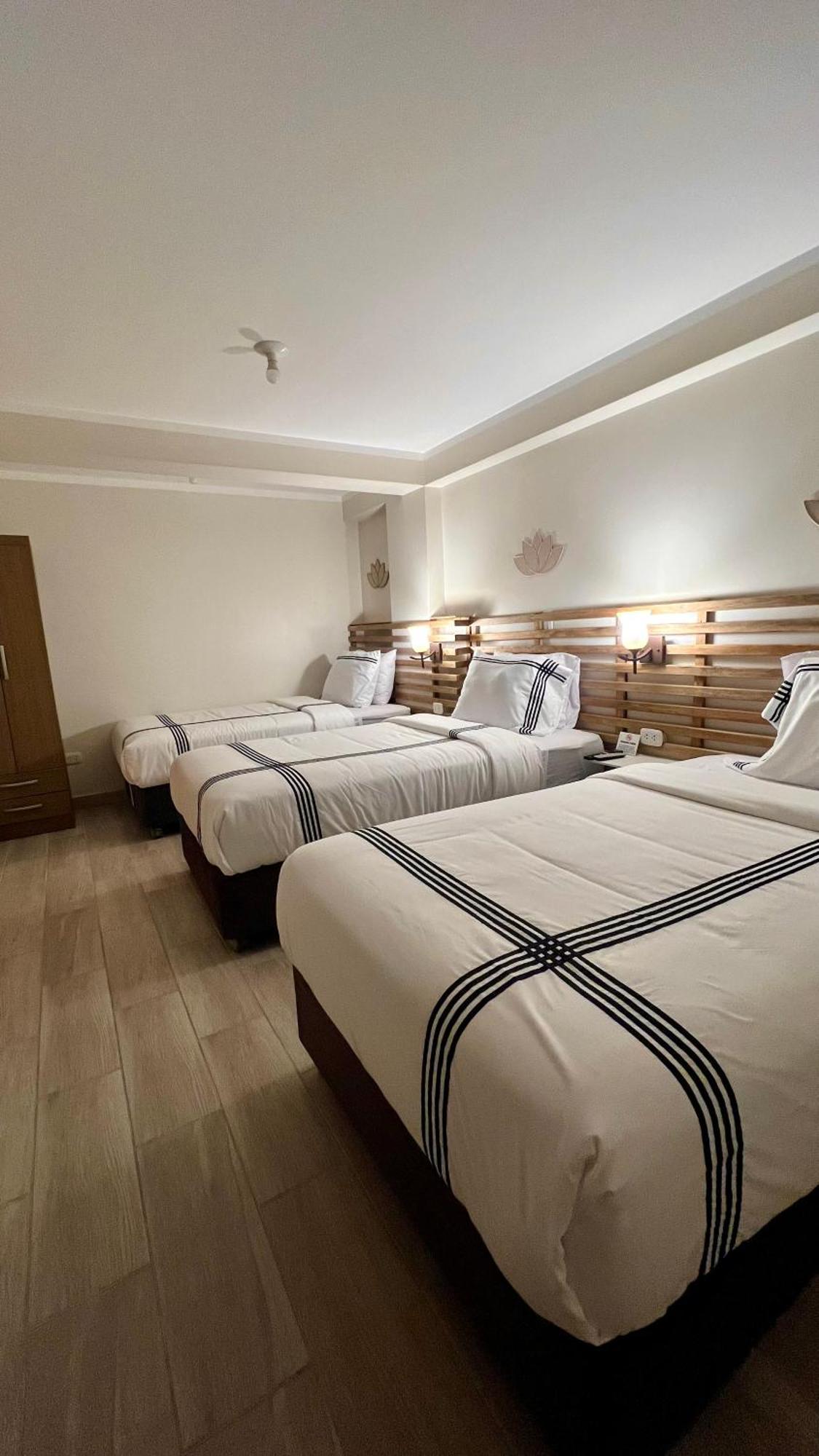 Hotel Aloha Chala Bagian luar foto