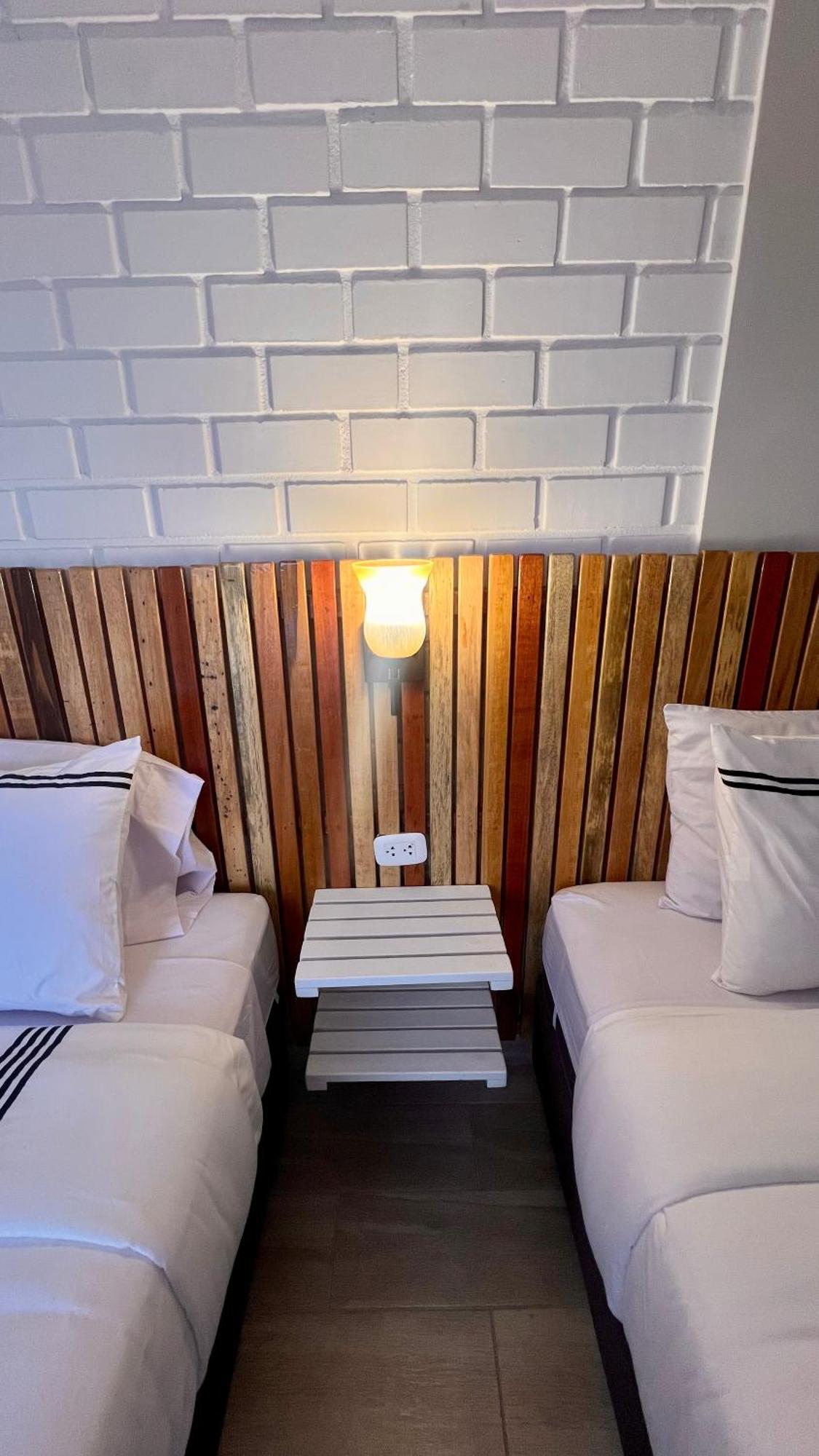 Hotel Aloha Chala Bagian luar foto
