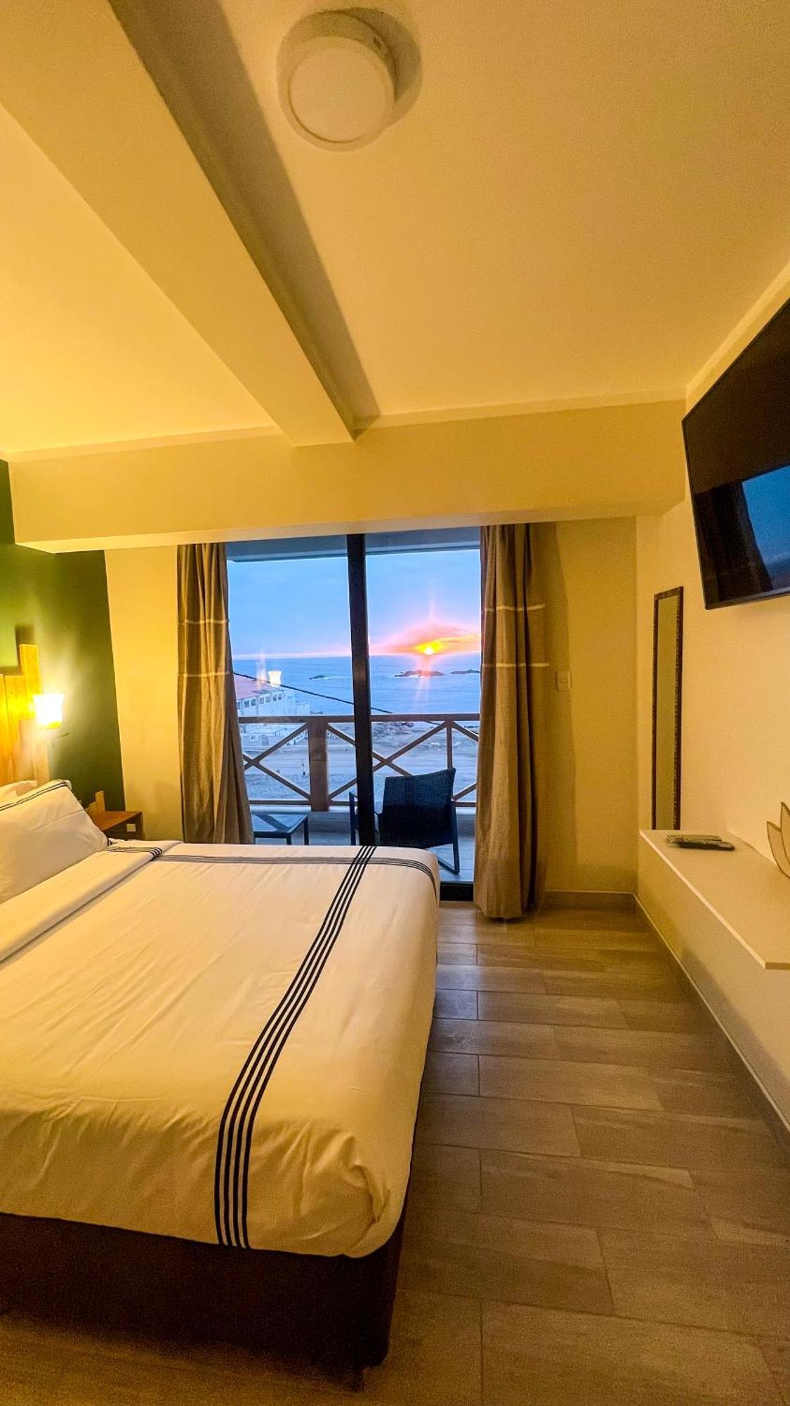 Hotel Aloha Chala Bagian luar foto